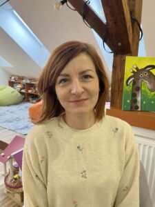 Mgr. Lenka Ambrušová